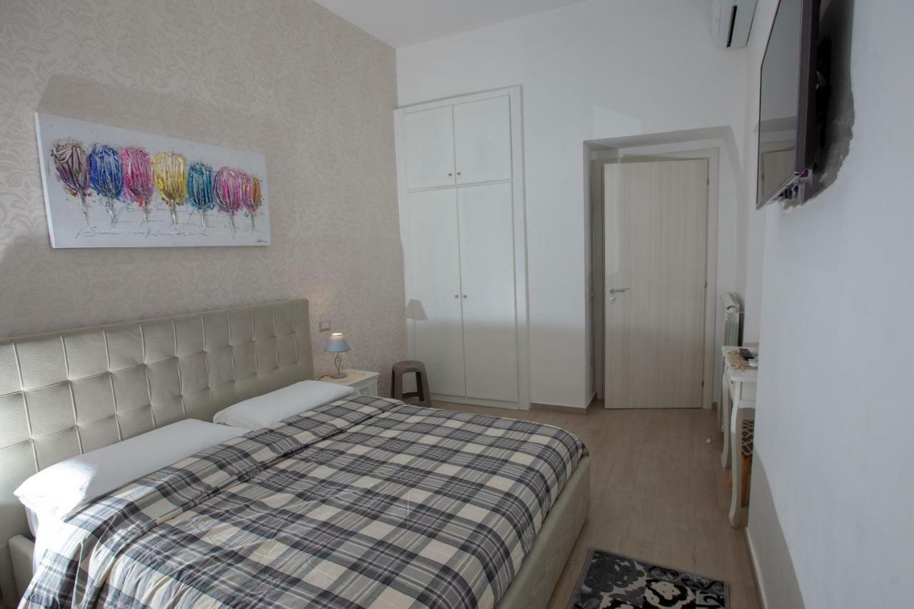 Garibaldi House Apartment Napoli Eksteriør billede