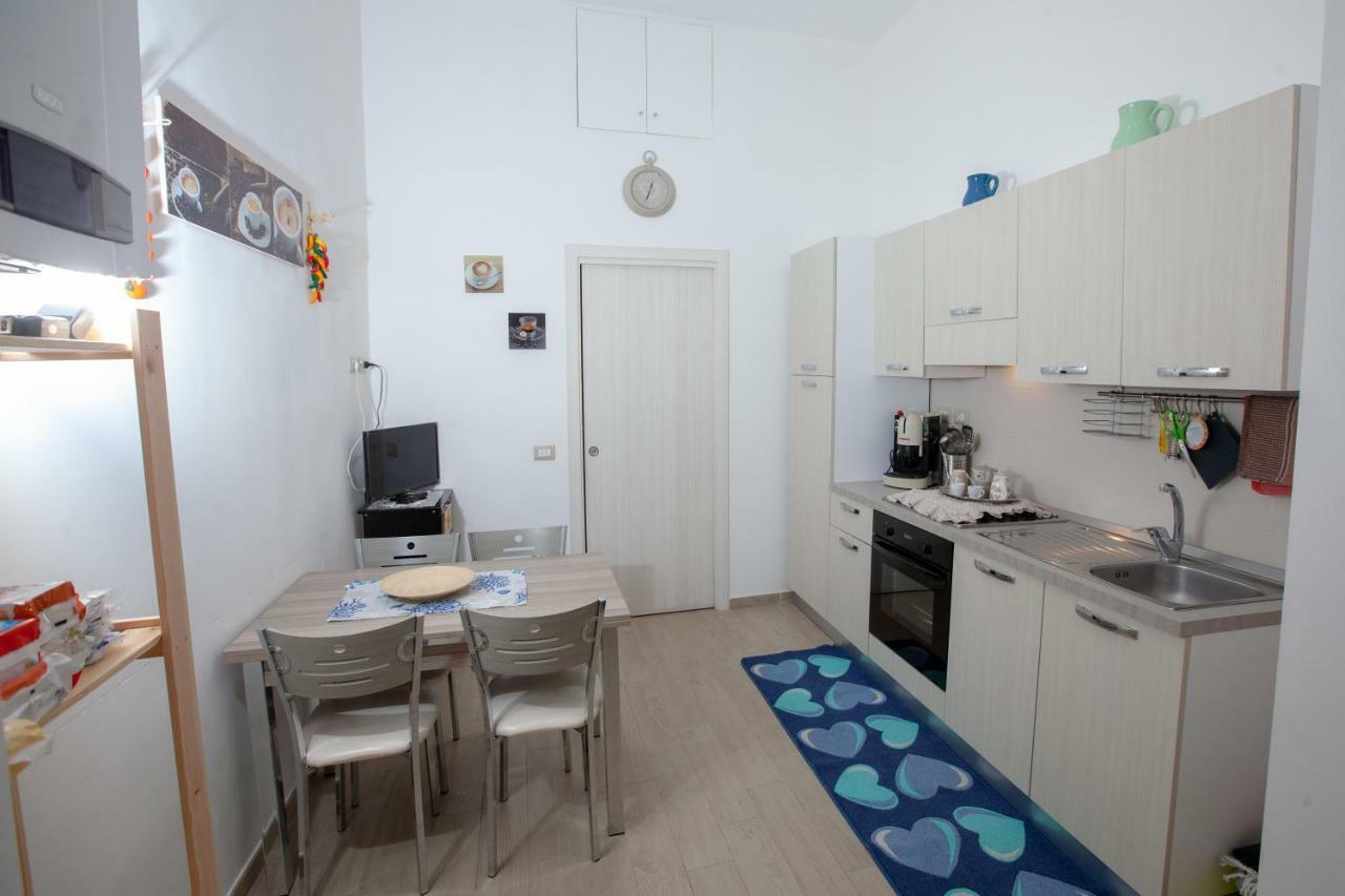 Garibaldi House Apartment Napoli Eksteriør billede