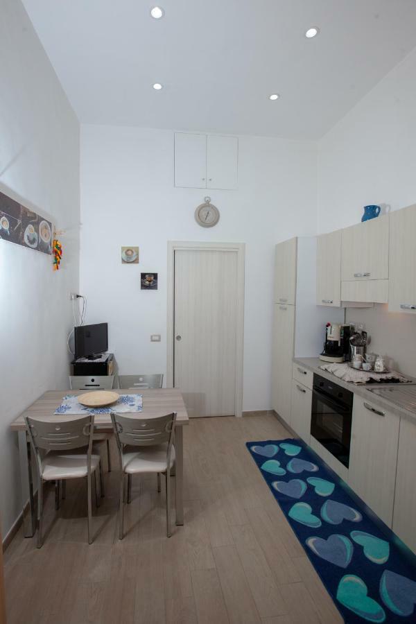 Garibaldi House Apartment Napoli Eksteriør billede